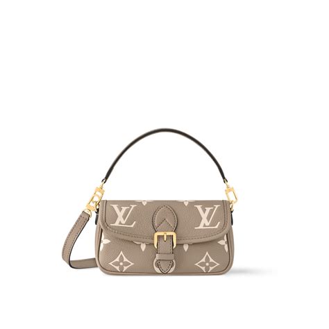 lv nano diane monogram